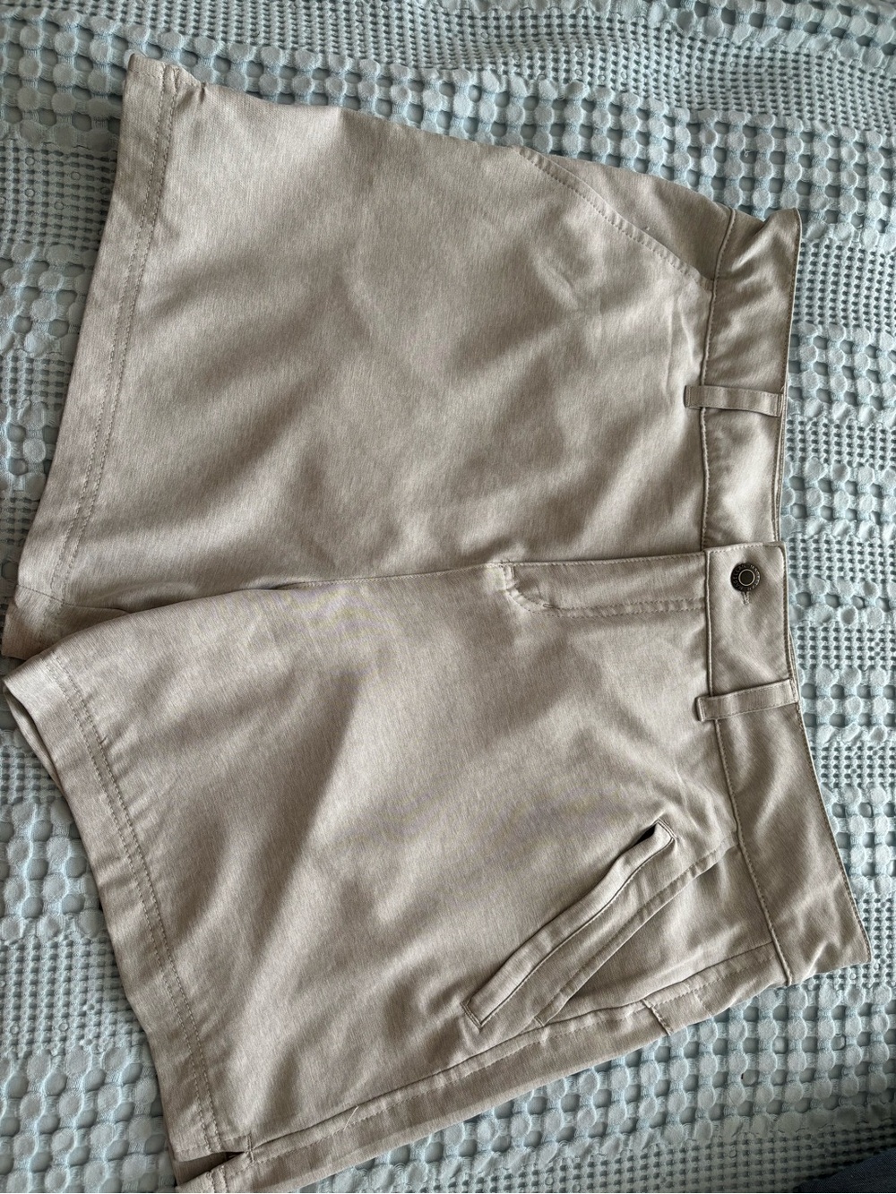 Magellan Outdoors Light Tan Drawstring Casual Shorts